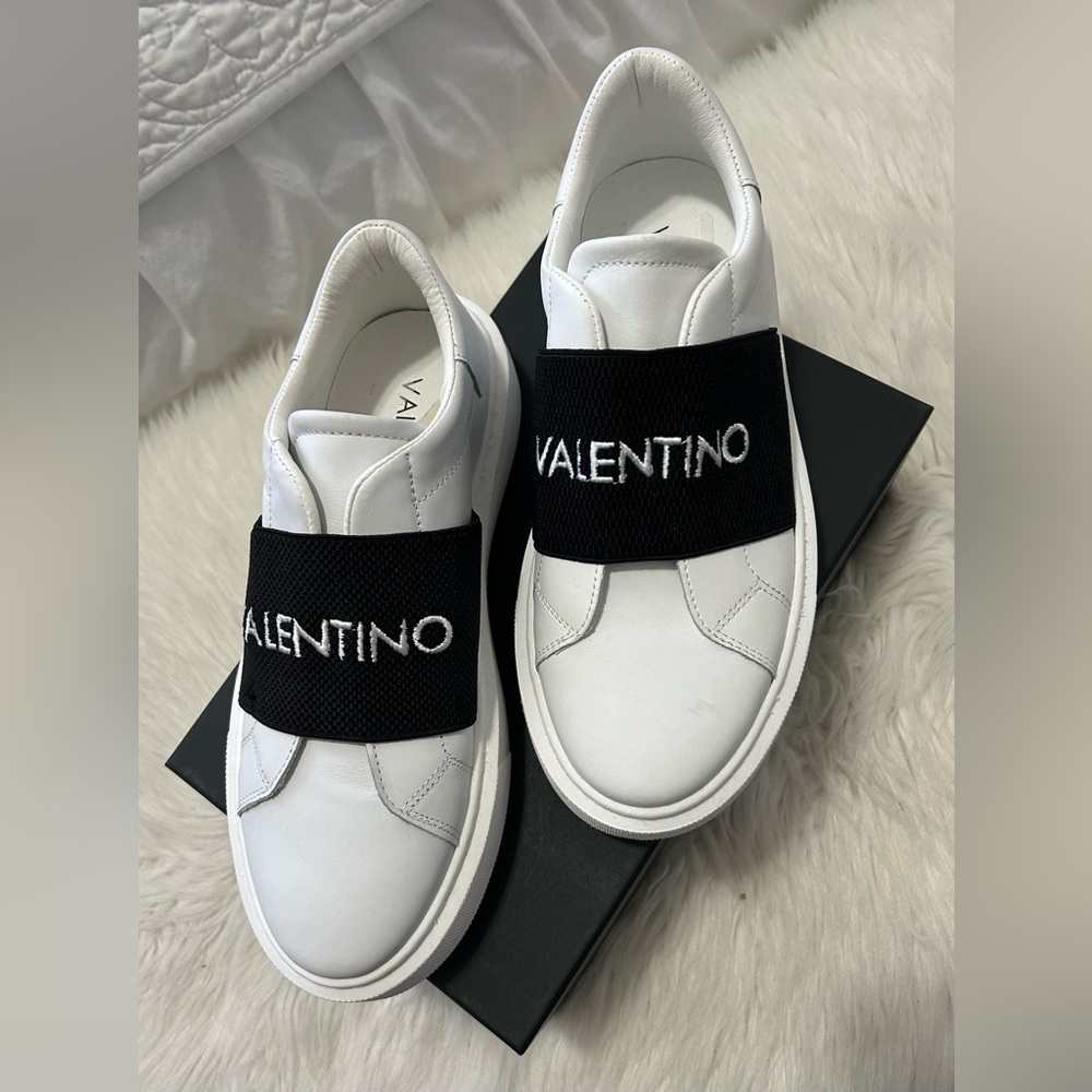 VALENTINO Slip-On Sneakers, Sz 8, Authentic, White Leather/Blk Elastic Band NEW
